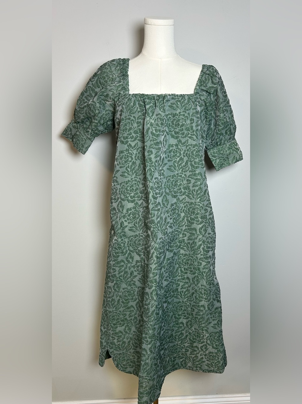 Ganni floral jacquard midi dress Green puff sleeve Square-Neck size 34 pockets